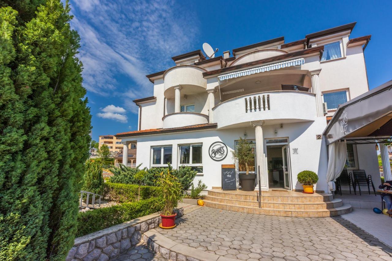 Apartments Villa Bare Кастав Экстерьер фото